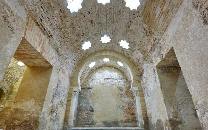 El interior del hamman de Ja&eacute;n | Shutterstock