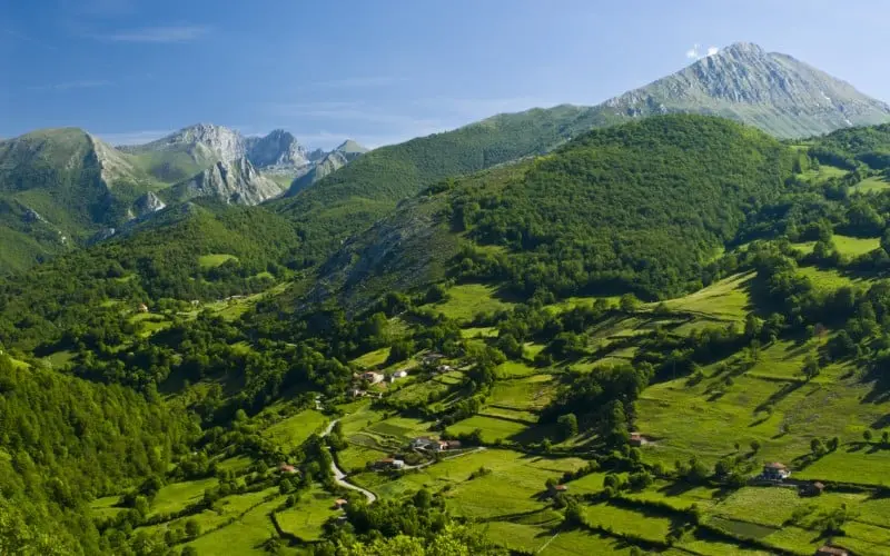 Valle de Quir&oacute;s, en Asturias. | Shutterstock