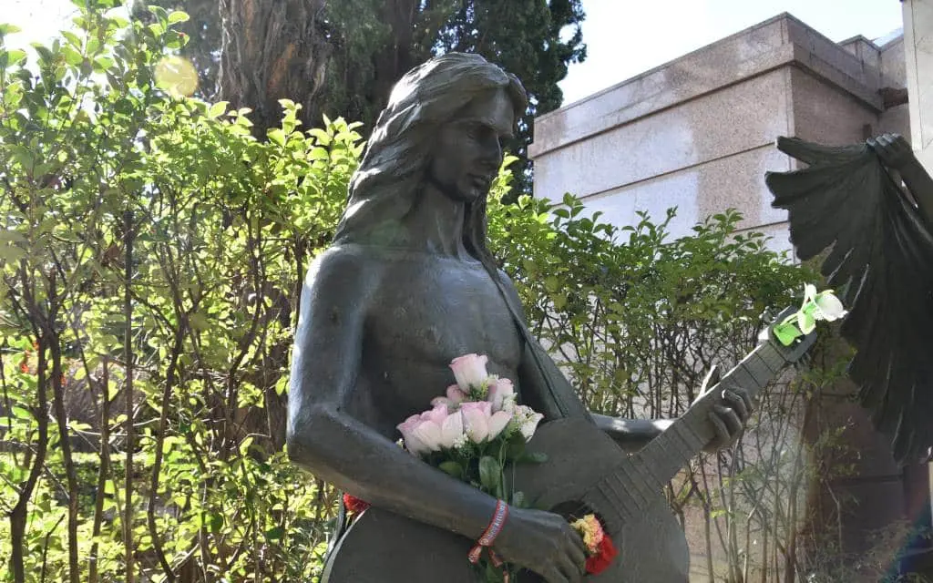 Escultura de la familia Flores. | Eva Gruss