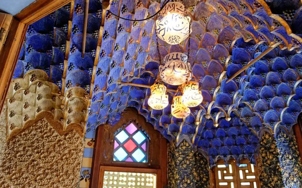 Techo Casa Vicens. | Shutterstock