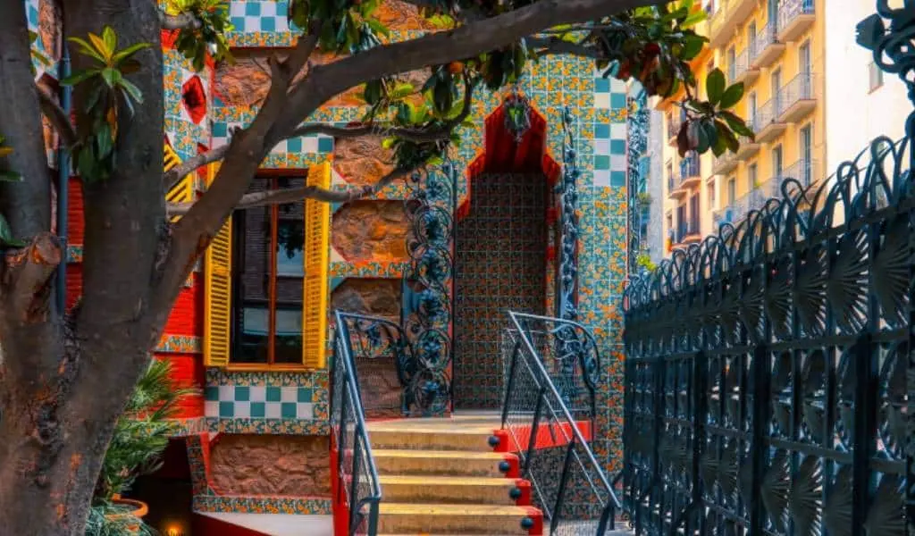 Casa Vicens. | Shutterstock