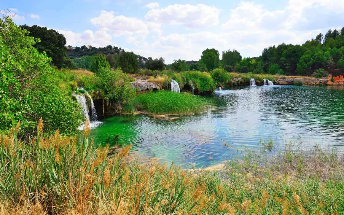 Parque Natural de las Lagunas de Ruidera. | Shutterstock
