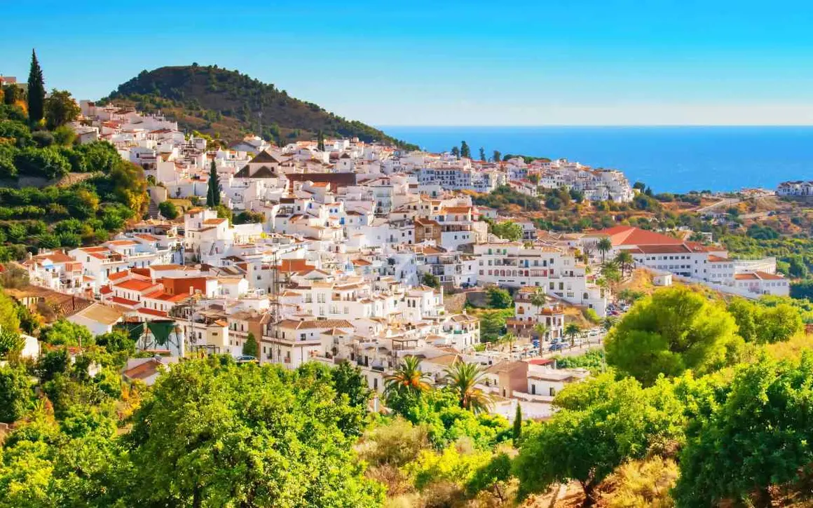 Frigiliana. | Shutterstock
