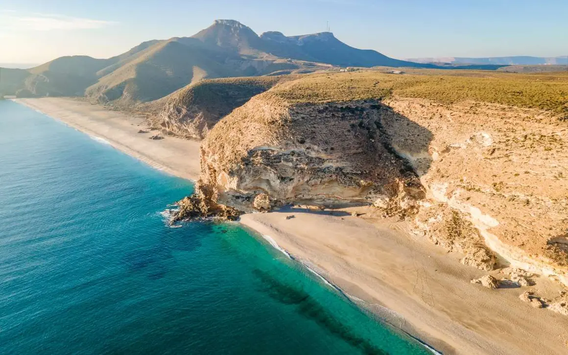 Playa de los Muertos. | Shutterstock