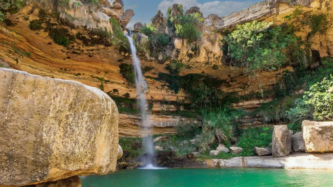 Salto de la Portellada (Teruel). | Shutterstock