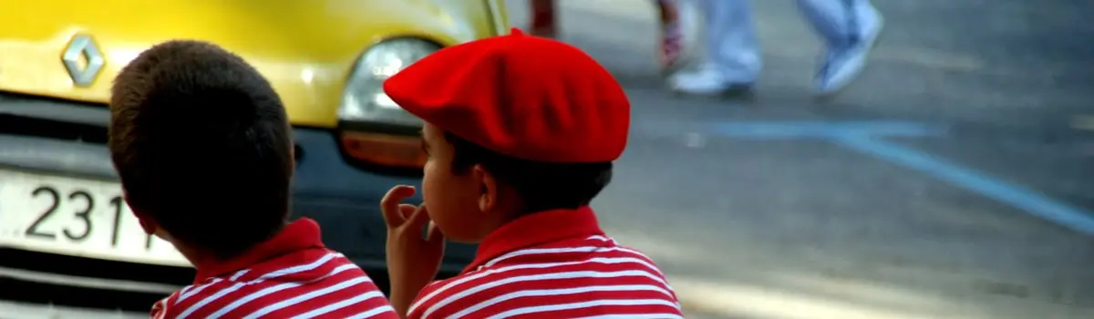 Ni&ntilde;o con boina roja.