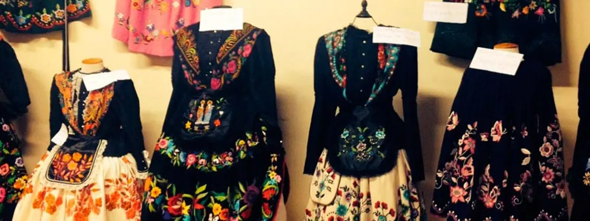 traje regional de granada