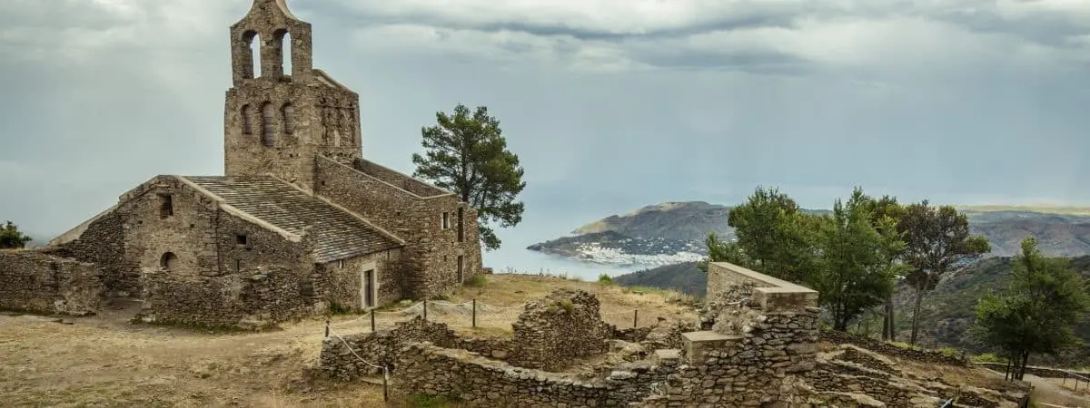 Santa Creu de Rodes. | Shutterstock