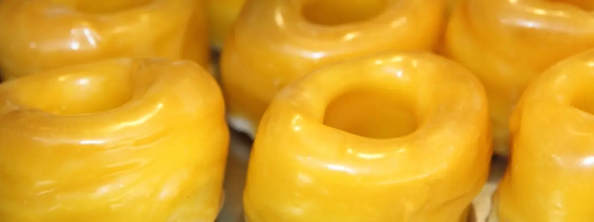 Plato de rosquillas listas de Alcal&aacute; | Shutterstock
