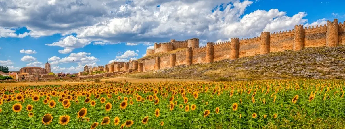 El sorprendente doble castillo de Berlanga de Duero