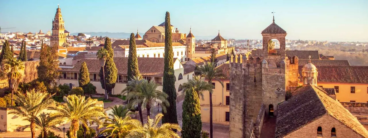 las 5 ciudades espa&ntilde;olas que m&aacute;s sorprenden a quienes las visitan