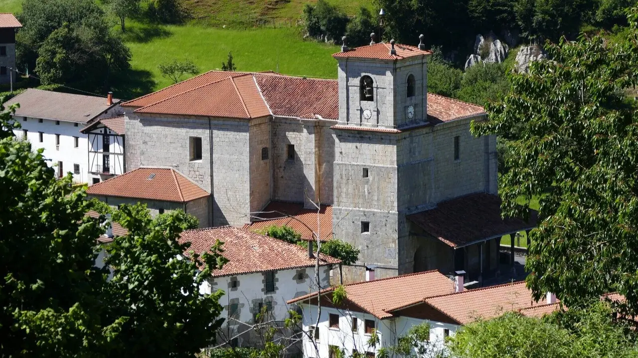 Our Lady of the Assumption's church in Albiztur (Guipuscoa, Communaut&eacute; autonome basque, Espagne).