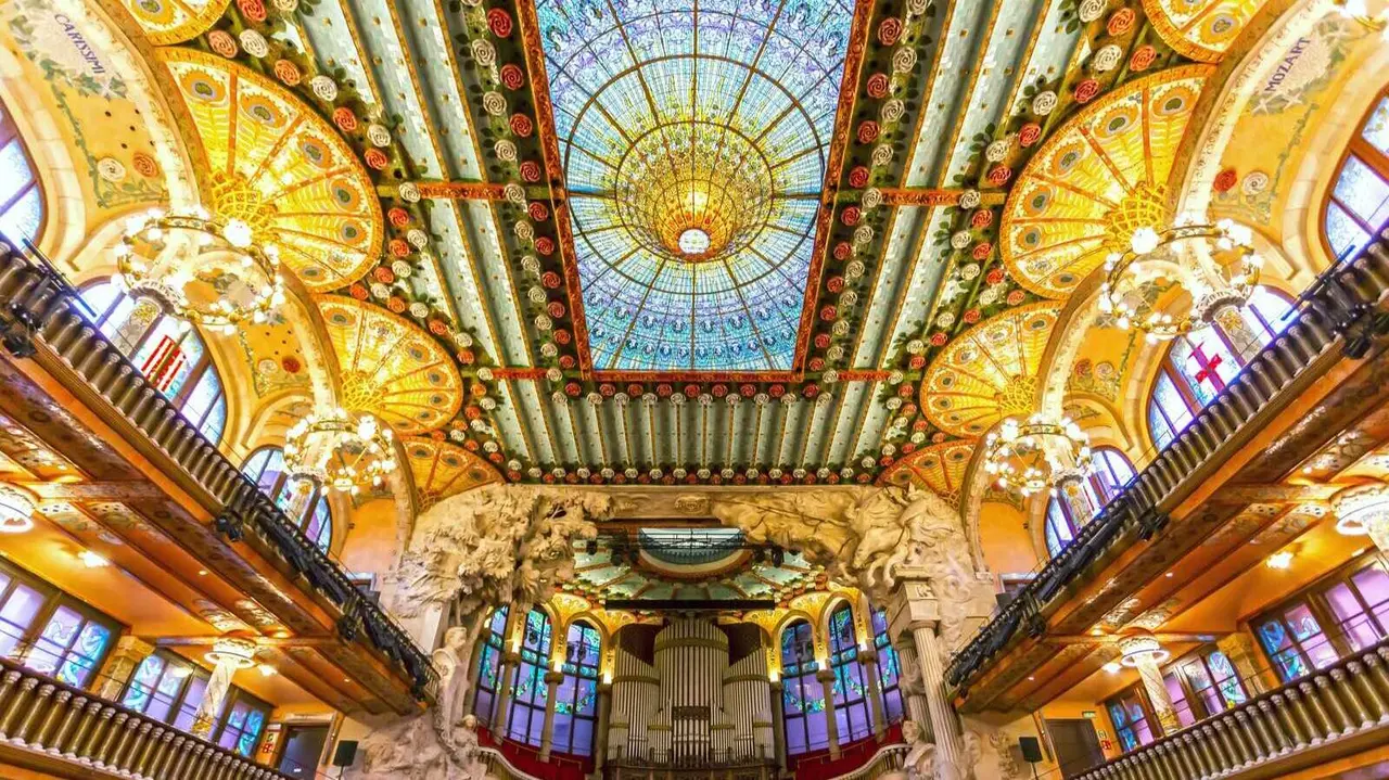 Decoraci&oacute;n de la Sala de Conciertos