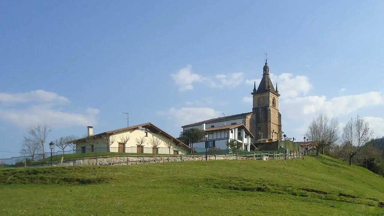 Zerain y su iglesia