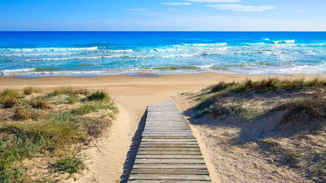 Playa de Dosel. | Shutterstock