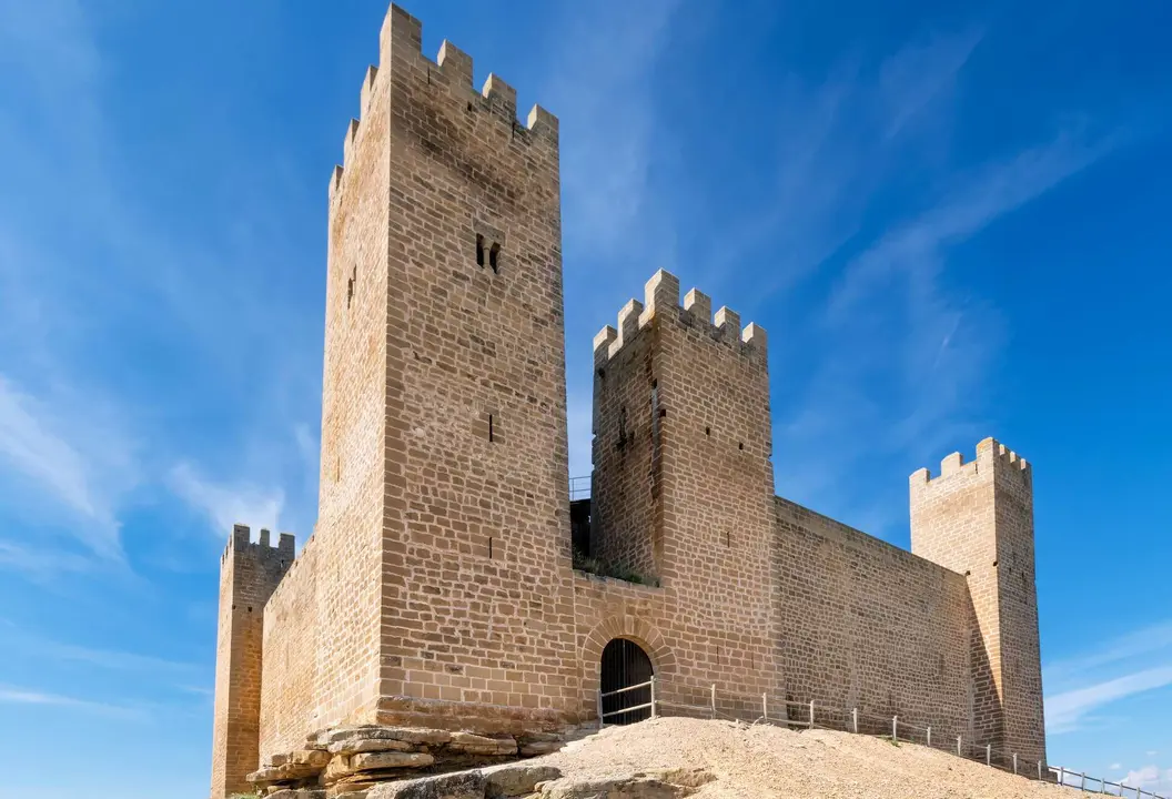 Castillo de S&aacute;bada, Zaragoza. | Shutterstock