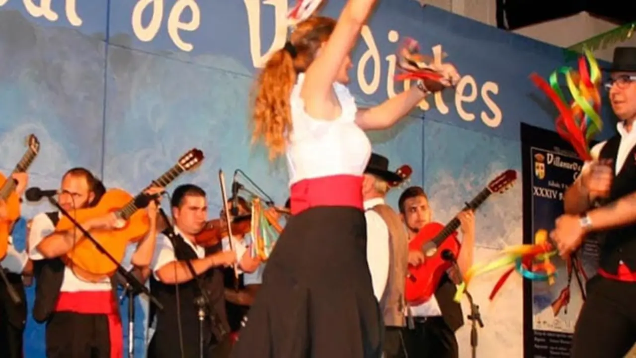 traje de malague&ntilde;a
