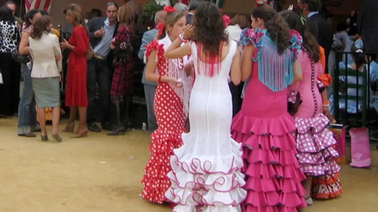 Trajes regionales en Sevilla