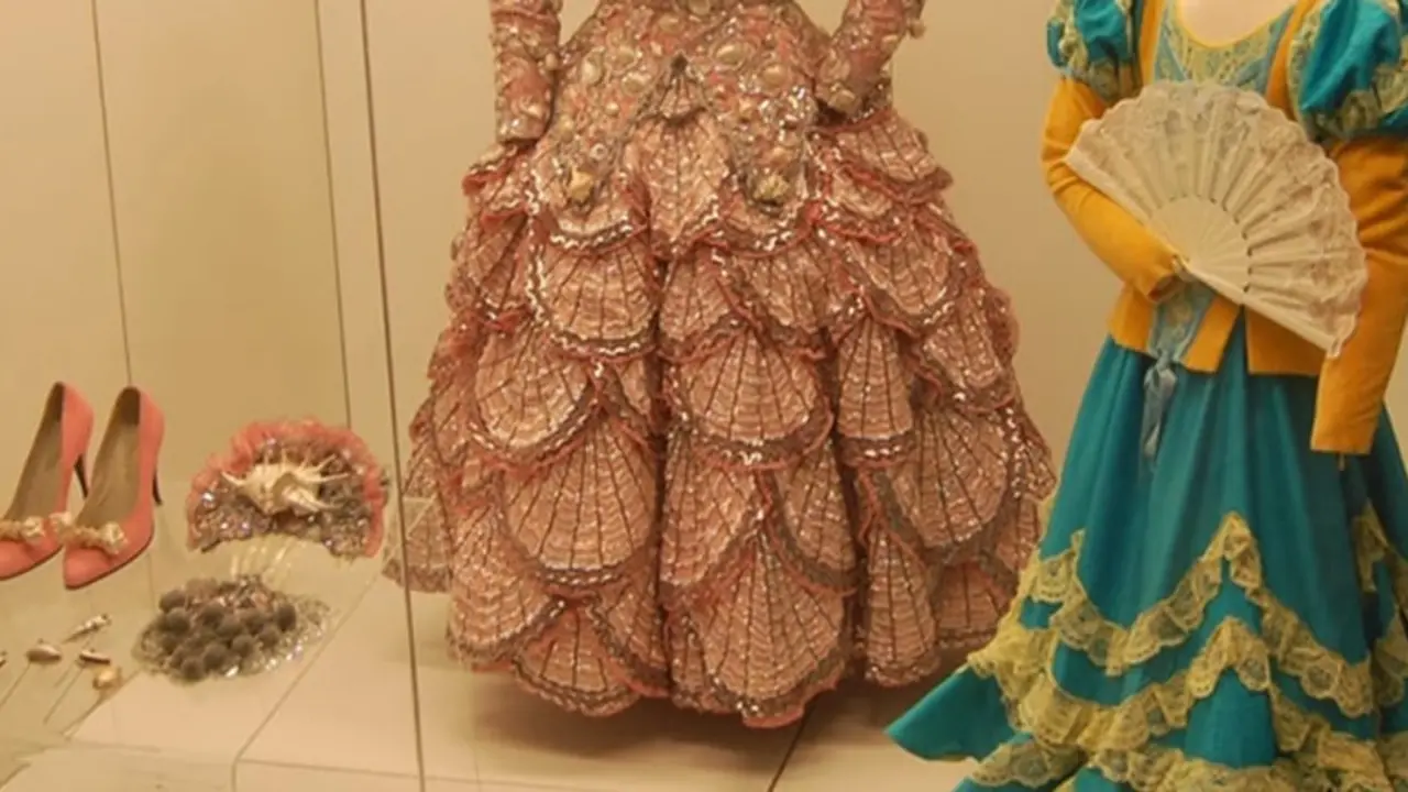 Traje regional de C&aacute;diz