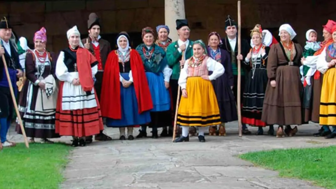 traje regional de cantabria