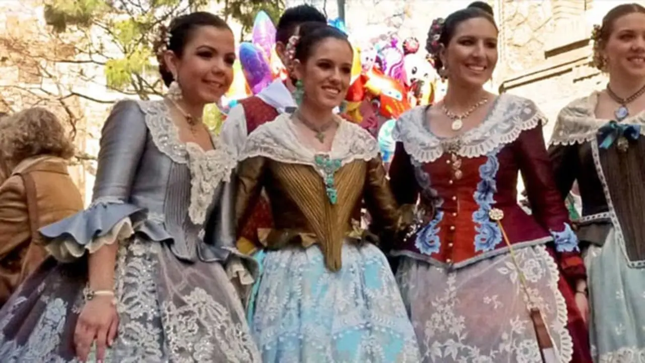 traje de castellonera