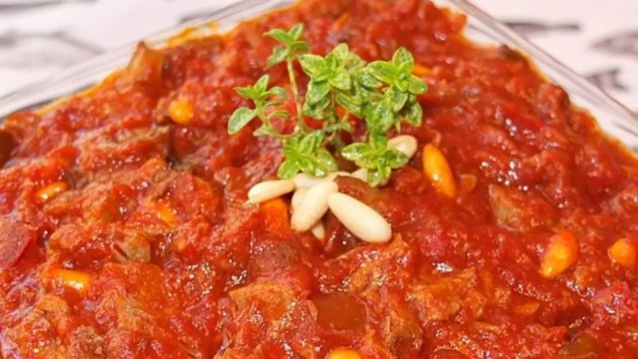 Plato de titaina. | Shutterstock