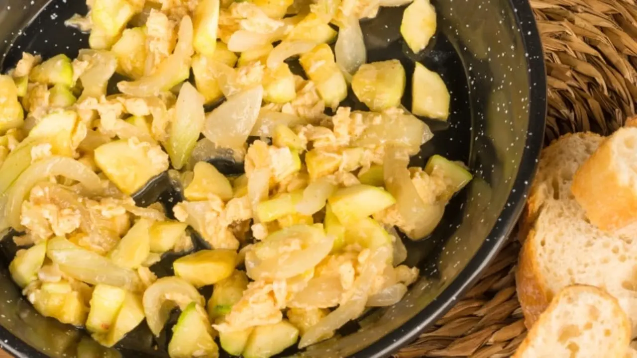 Plato de Zarangollo. | Shutterstock