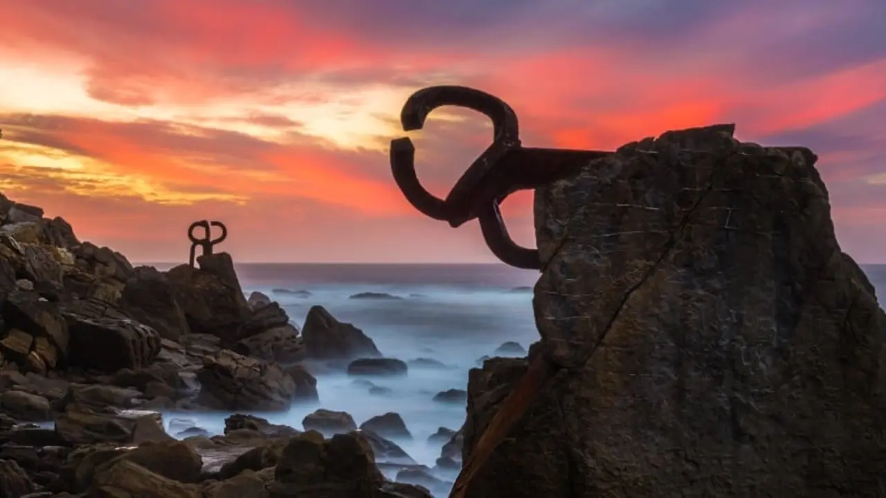 El peine del viento, Chillida (San Sebasti&aacute;n). | Shutterstock