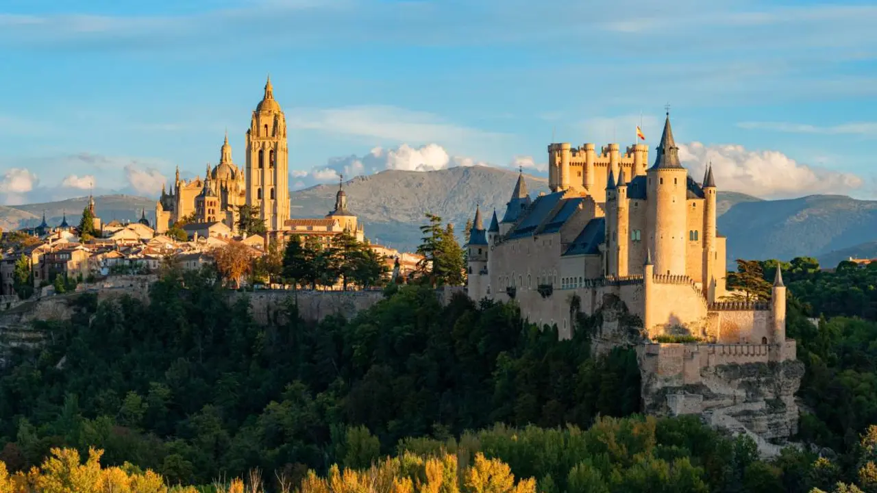 Segovia. | Shutterstock