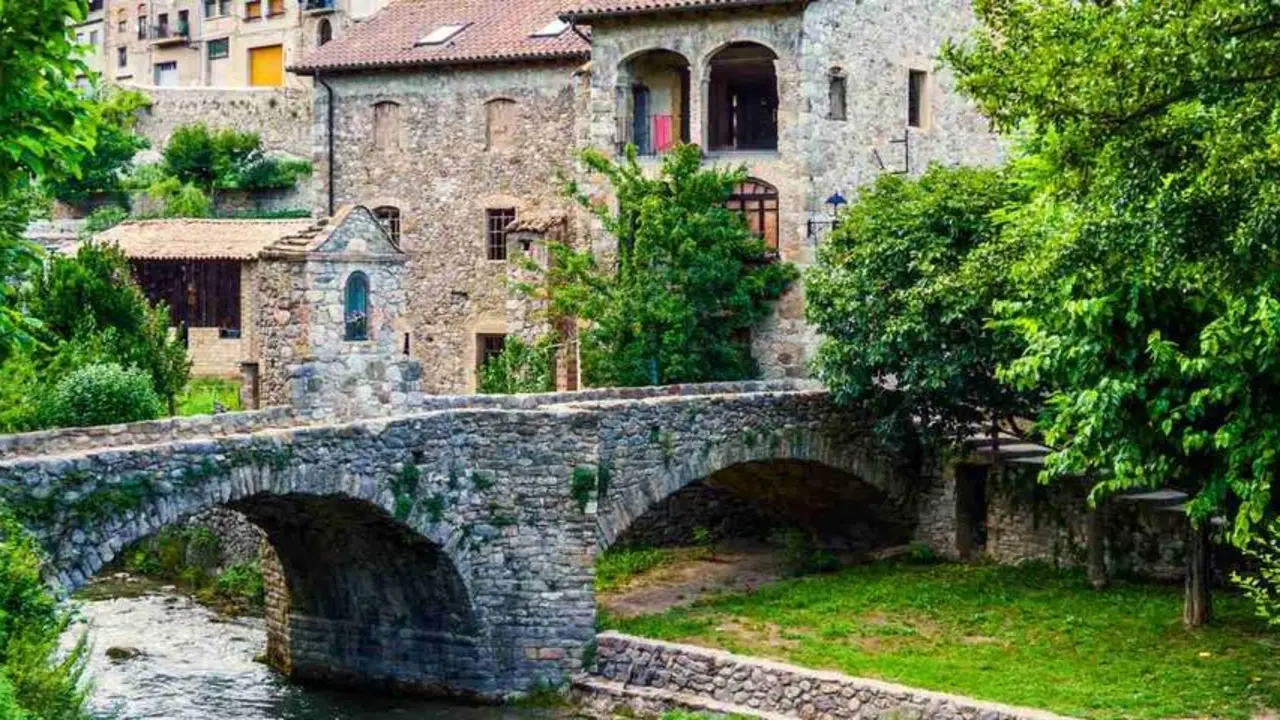 Bag&agrave;
