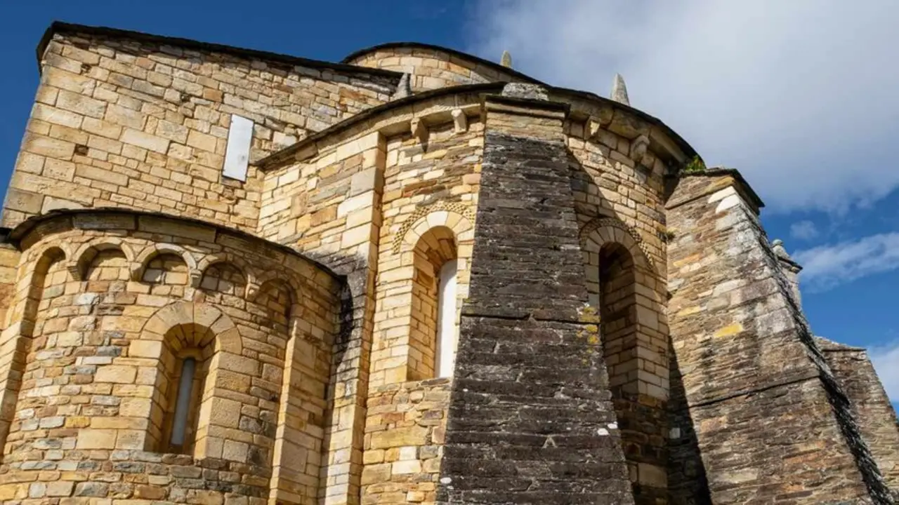 Bas&iacute;lica de San Marti&ntilde;o de Mondo&ntilde;edo