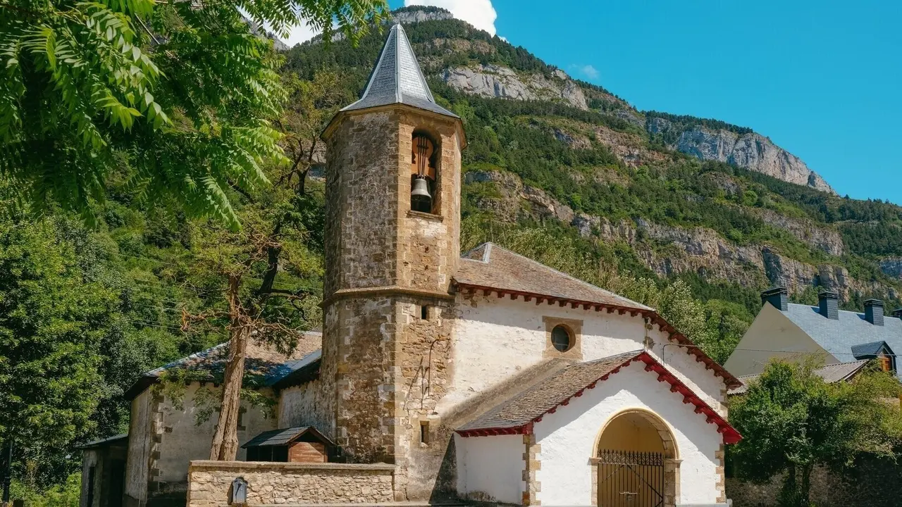 Iglesia de la Asunci&oacute;n en Canfranc