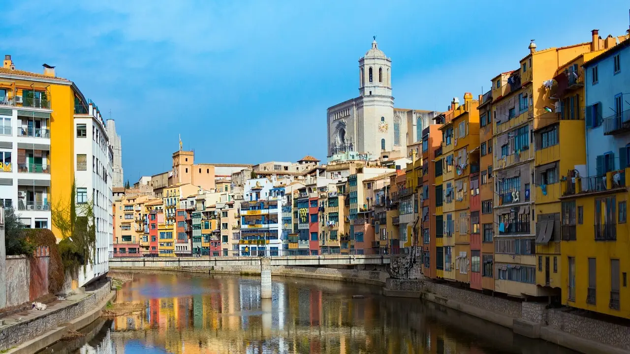 Casas coloridas en Girona