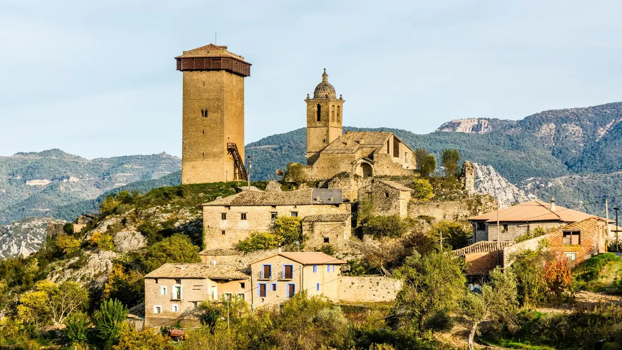 Panor&aacute;mica de Abizando, una joya medieval en un entorno impresionante