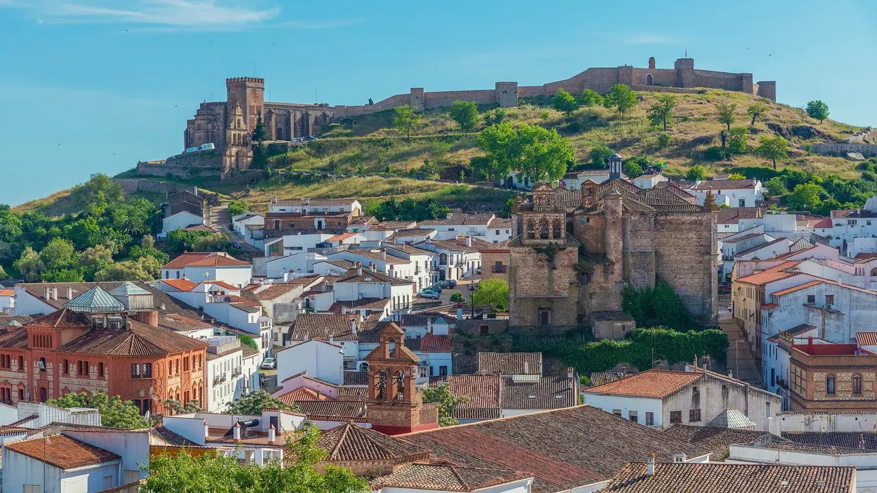 http://www.dreamstime.com/stock-image-panorama-view-spanish-town-aracena-image245644961
