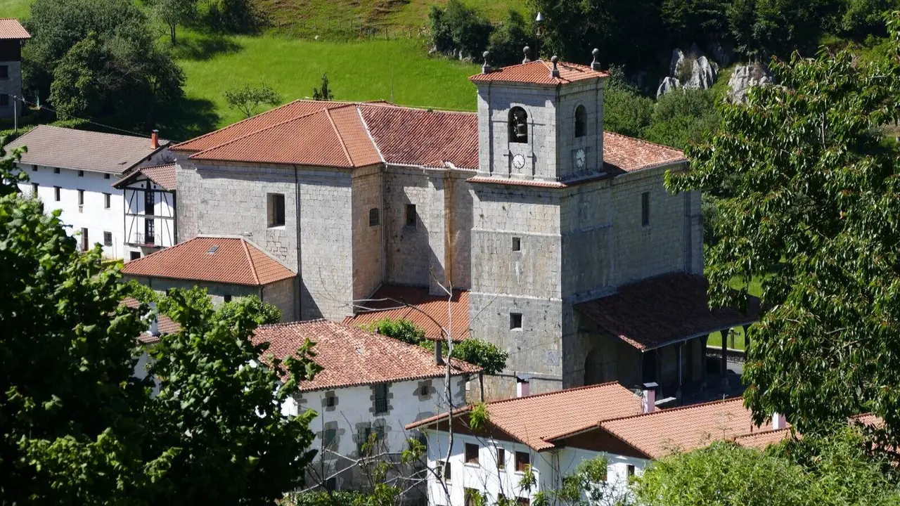 Our Lady of the Assumption's church in Albiztur (Guipuscoa, Communaut&eacute; autonome basque, Espagne).