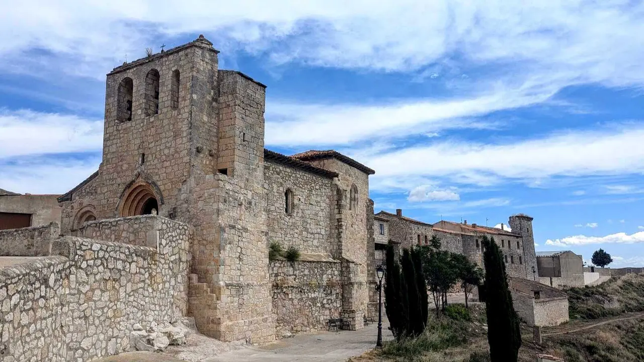 Iglesia_de_San_Miguel,_Haza_02