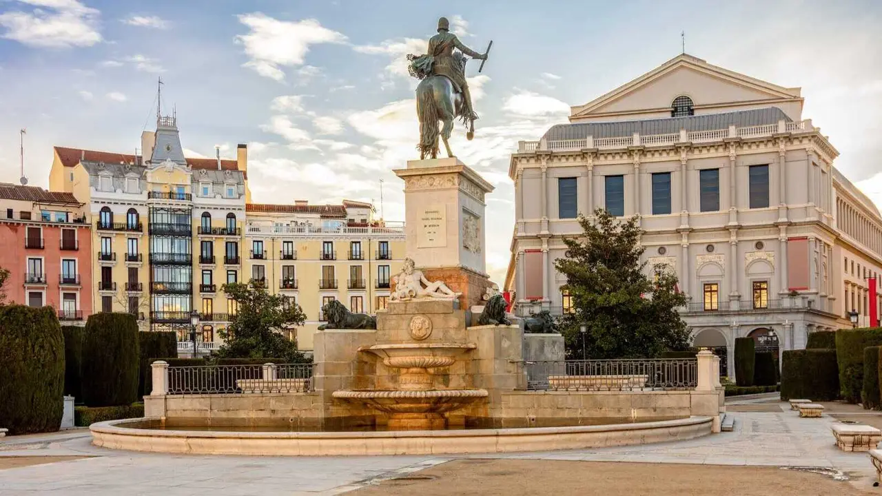 http://www.dreamstime.com/stock-photography-monument-to-felipe-iv-eastern-square-plaza-de-oriente-royal-theatre-teatro-real-madrid-spain-image404995822
