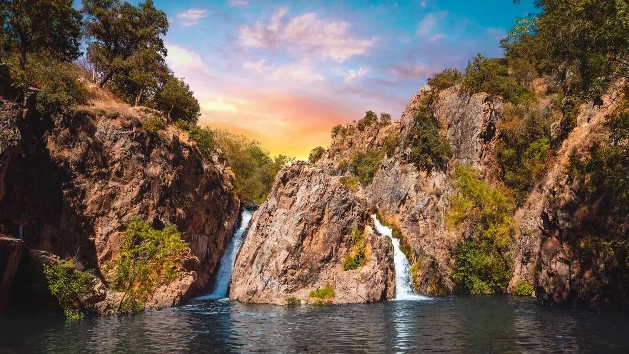 Cascadas del Hervidero (Madrid). | Shutterstock