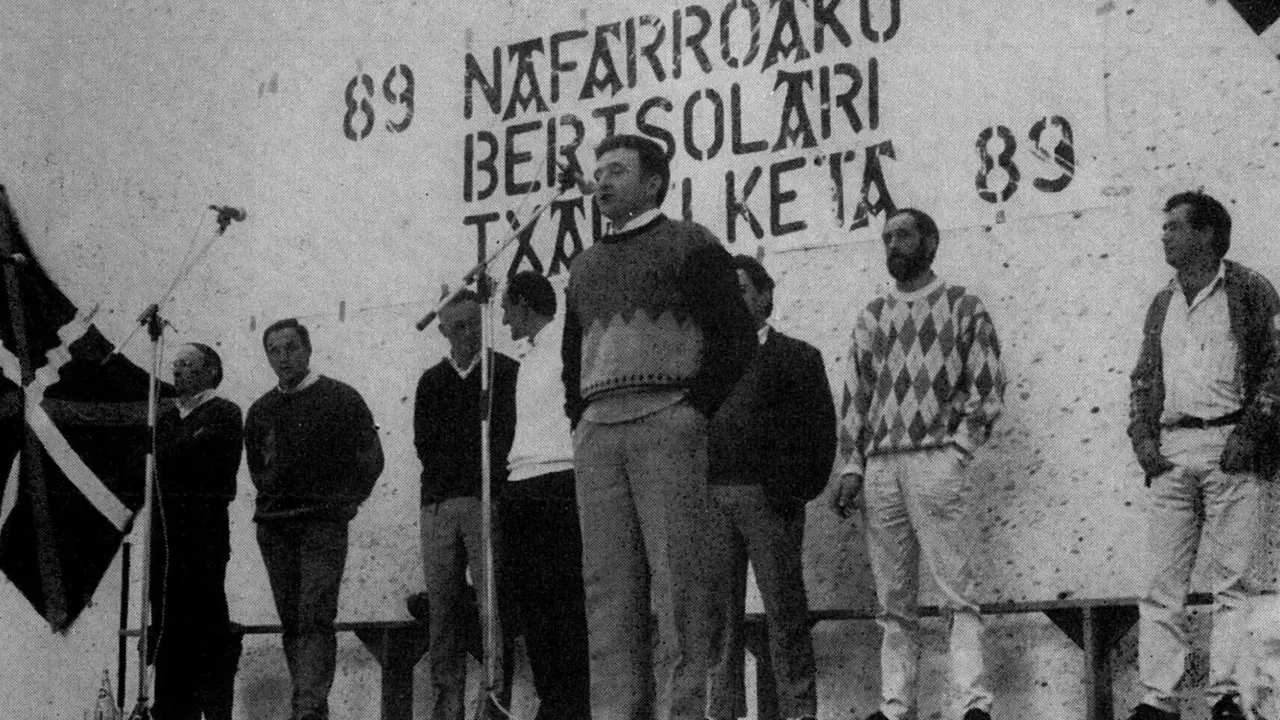 Campeonato de bertsolaris en 1989. | Ttipi-ttapa, Wikimedia