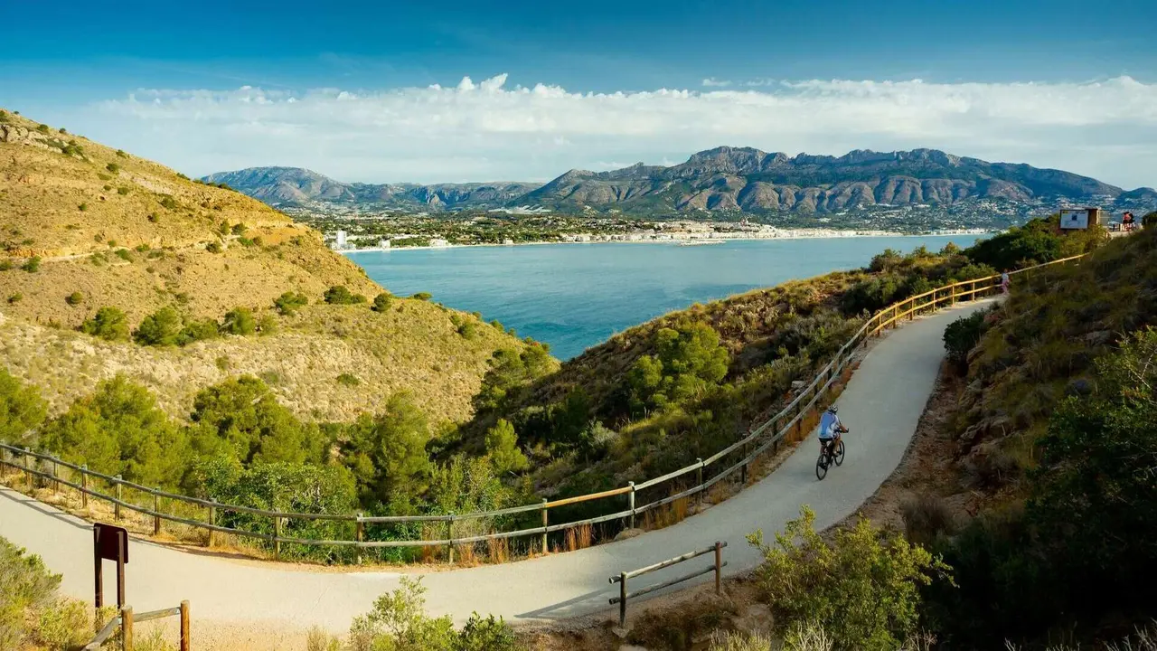 Vista de Altea y Albir desde Serra Gelada. | Shutterstock