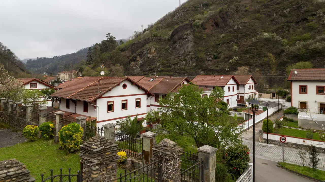 Poblado de Bustiello, Asturias. | Dreamstime