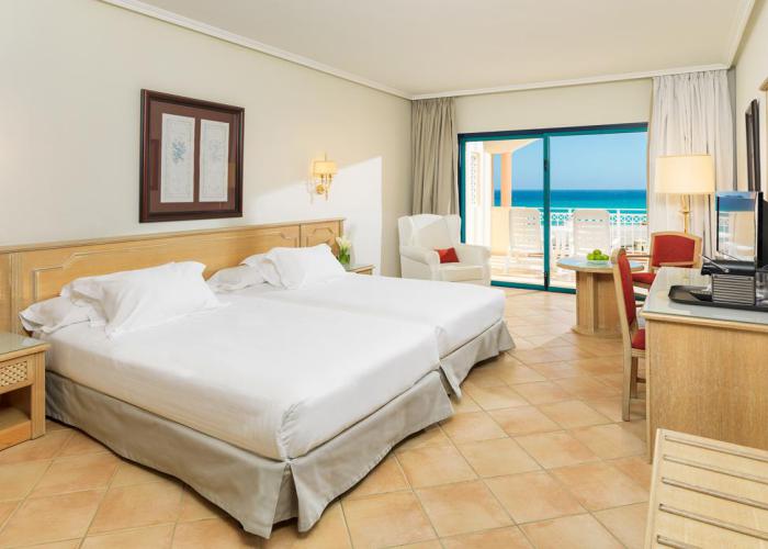 H10 Playa Esmeralda