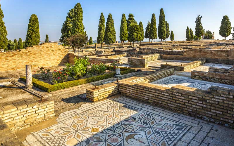 Itálica Monumentos romanos en España y ruinas antiguas en España