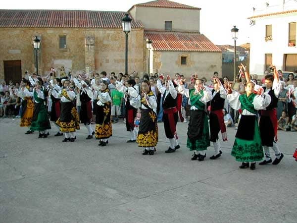 Fiestas en San Cristóbal de Entreviñas