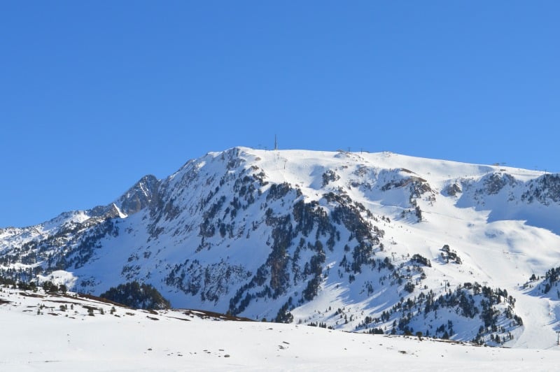 vista general del Cap de Baqueira, de donde sale una de las pistas de esquí más peligrosas de España