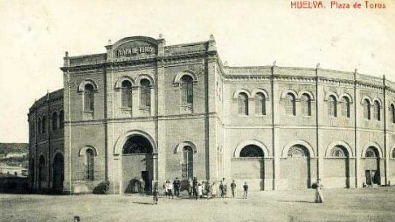 Plaza de toros de Huelva en 1968.