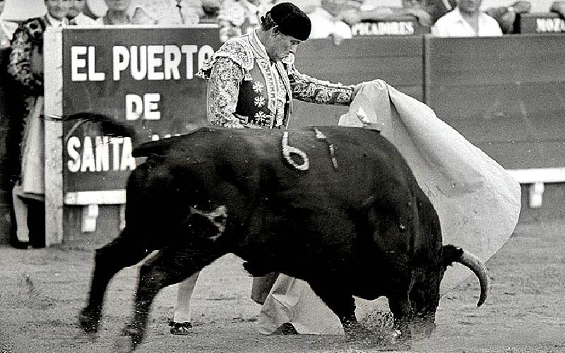 Curro Romero en la Plaza de toros del Puerto de Santa María