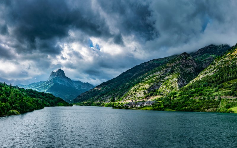 Embalse de Lanuza