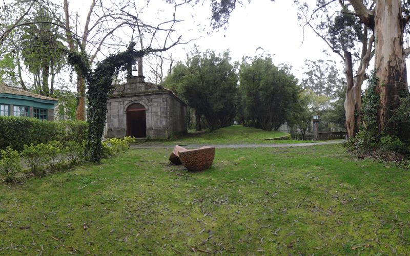 Capilla de San Perdro y paseo de los Buxos